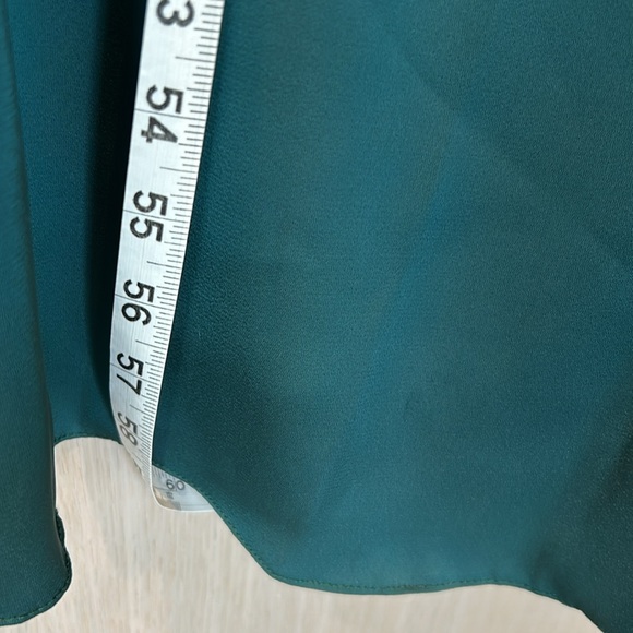 Azazie emerald green maxi dress. Size A10. Official color name is PINE - Picture 5 of 13